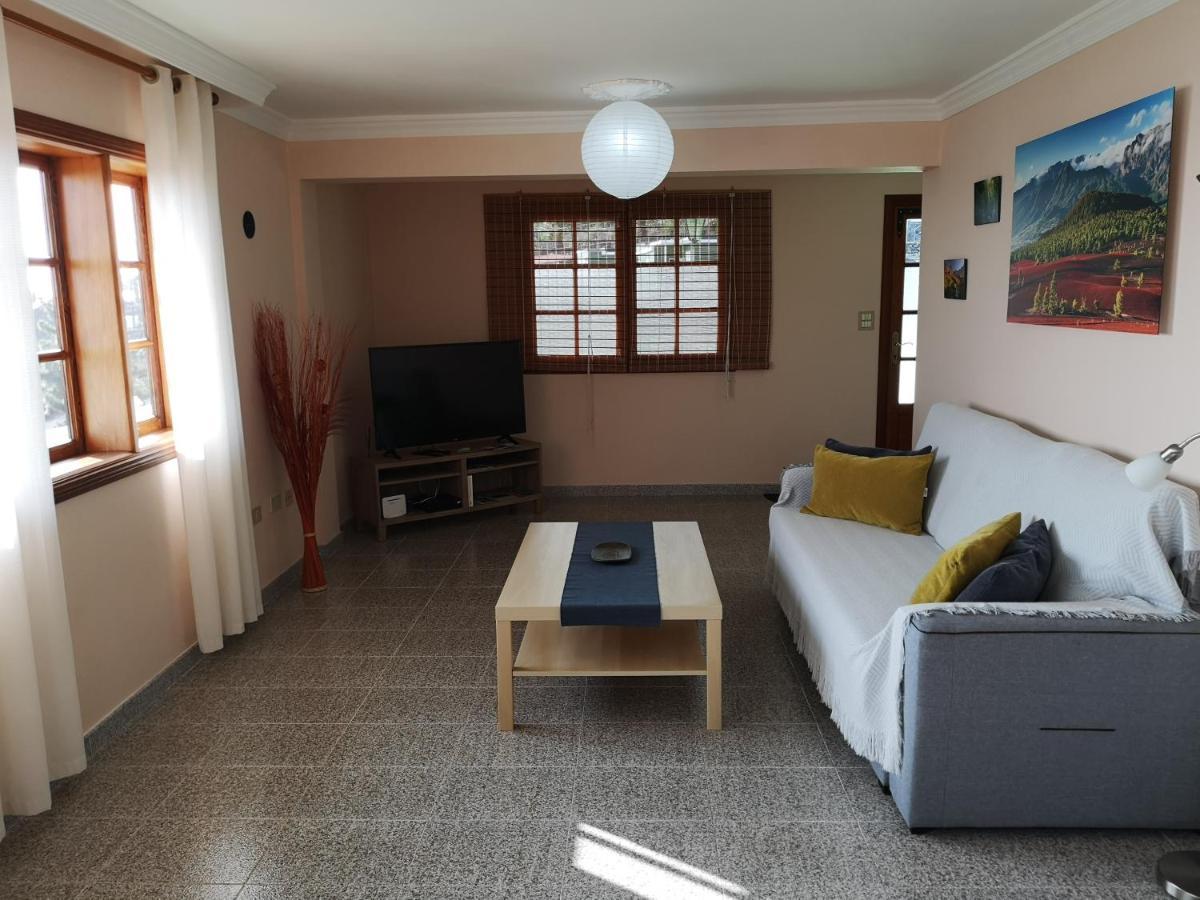 Sea And Mountain View Apartment Los Llanos De Aridane Exterior photo